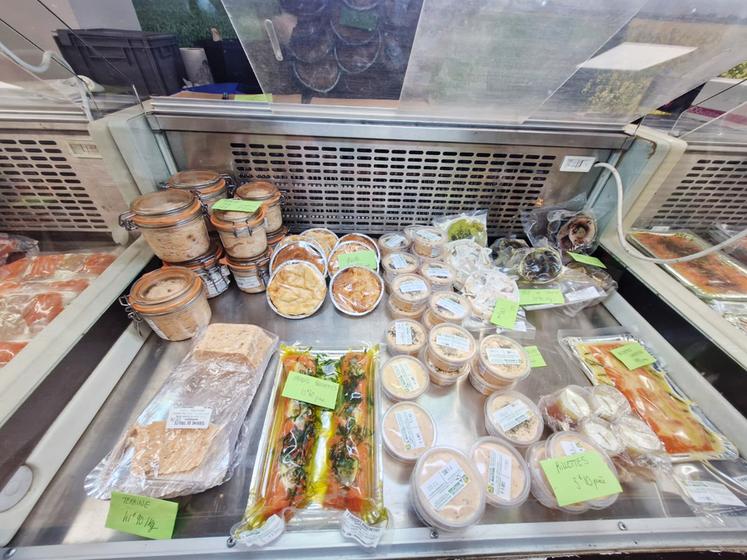 Toute une gamme de produits à base de truite est déclinée pour répondre aux différents usages et aux attentes de la clientèle, notamment en période de fêtes.