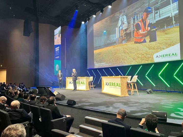Mardi 9 décembre, à Orléans. En assemblée générale, Axéréal a présenté un chiffre d’affaires en recul, passé de 4 à 3,3 milliards d’euros, dans un contexte marqué par une mauvaise moisson 2024 et la baisse du marché mondial de la bière.