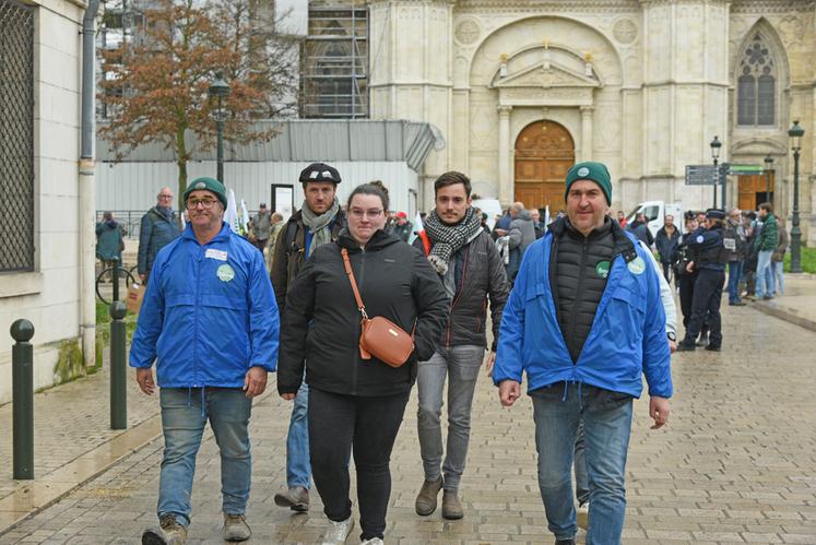 Lors de la mobilisation à Orléans, une délégation FNSEA/Jeunes agriculteurs a été reçue par la préfète Sophie Brocas, afin de porter leurs revendications.