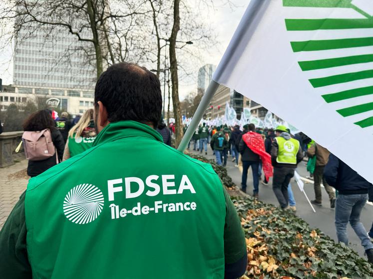Jeudi 18 décembre, à Bruxelles (Belgique). Une délégation d'agriculteurs franciliens ont fait entendre leurs voix face aux nombreux sujets européens qui mettent en danger leurs exploitations.