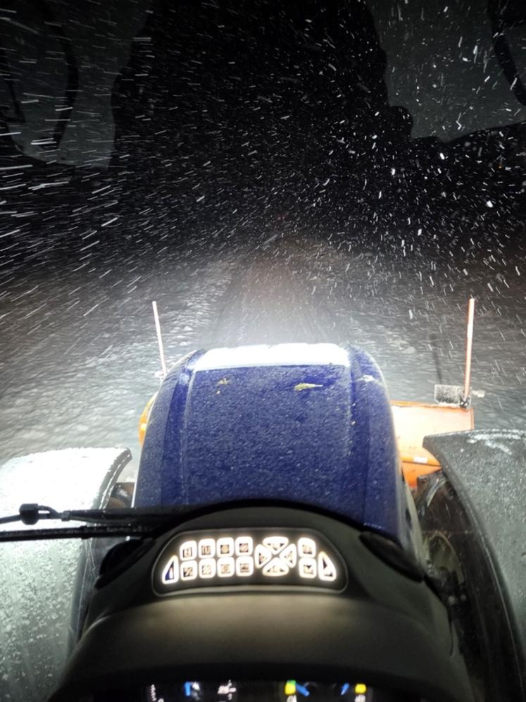 Chenoise. C'est parti pour une nuit à déneiger à la demande du Département.