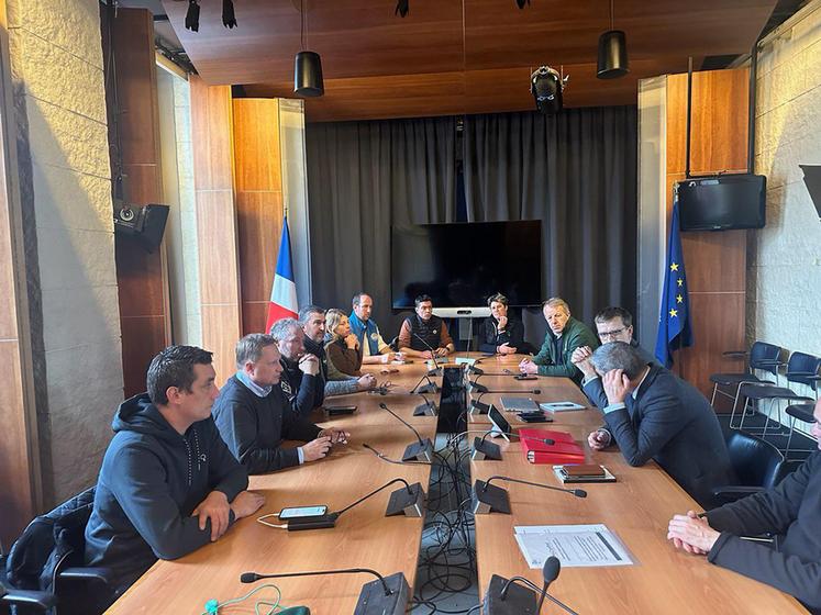 Mardi 13 janvier, à Paris. Rencontre avec le conseiller agricole du Premier ministre, Michel Stoumboff. 