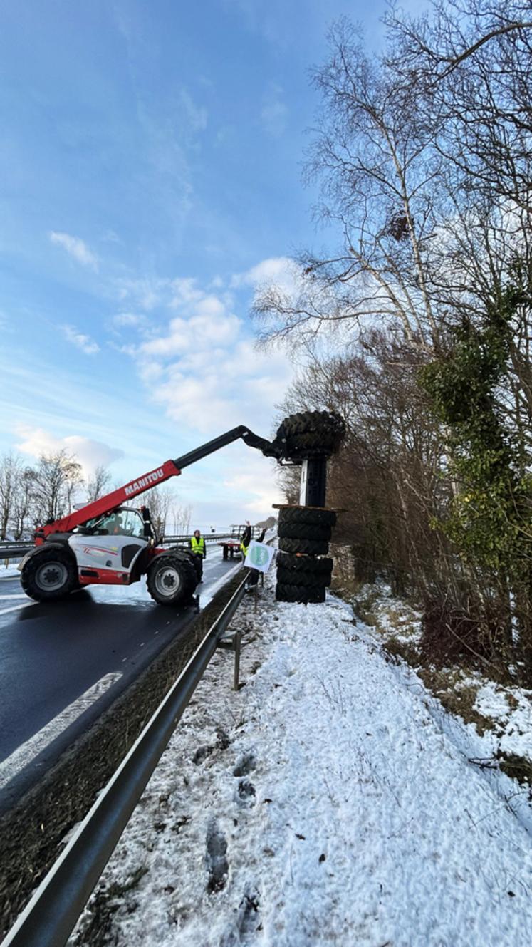 Plusieurs radars ont été recouverts pour signifier le ras-le-bol.