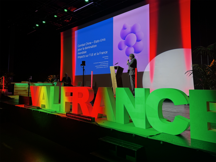 L'intervenant, Christian Saint-Étienne. 