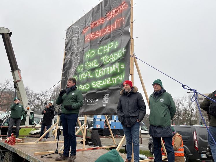 Mardi 20 janvier 2026, à Strasbourg. Mobilisation des agriculteurs. Prise de parole d'Hervé Lapie.