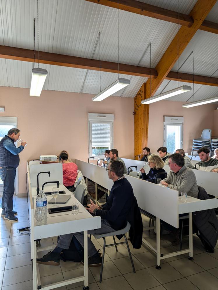 Mercredi 21 janvier, à Noyers-sur-Cher. La désalcoolisation partielle est une nouvelle piste explorée par les vignerons de l’IGP Val de Loire.