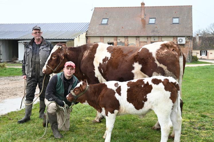 Frédéric et Antoine Jaffré n'emmèneront pas Romy et Alba au Salon de l'agriculture à Paris malgré un bel investissement depuis plus d'une année.