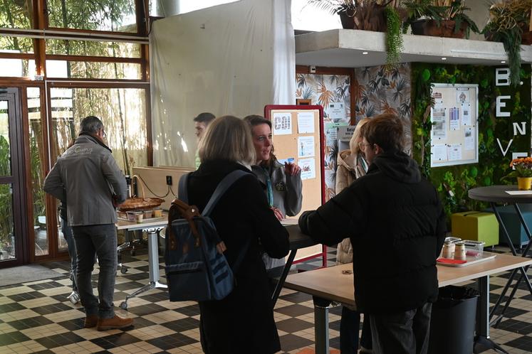 Samedi 7 février, à Blois. Le lycée horticole a ouvert ses portes pour présenter ses filières, dont le bac pro Productions horticoles. 