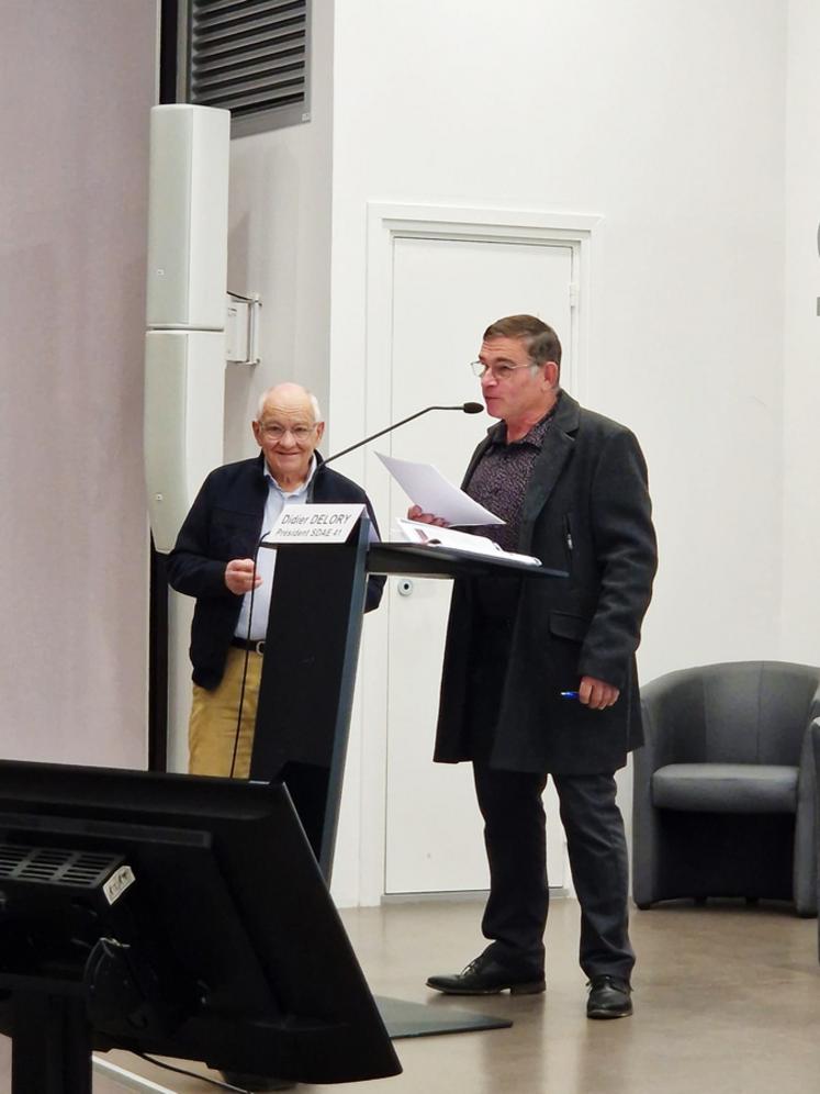 Mardi 17 mars, à Blois. Lucien Chevais, président de la SDBBR 41, et Didier Delory, président de la SDAE 41, ont présidé l'assemblée générale commune des deux sections.