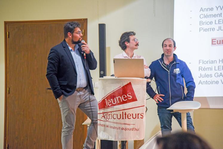 Vendredi 20 mars, à Châteaudun. L'assemblée générale de JA CVL est l'occasion pour son président, Clément Carteron (à g.), de présenter les membres du nouveau conseil d'administration comme les Euréliens Jules Gautier (au c.) et Rémy Lefèvre (à d.).