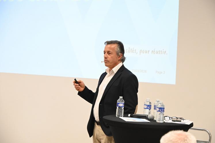 Patrice Chasle, directeur d'AS Val de Loire, est revenu sur la facturation électronique.