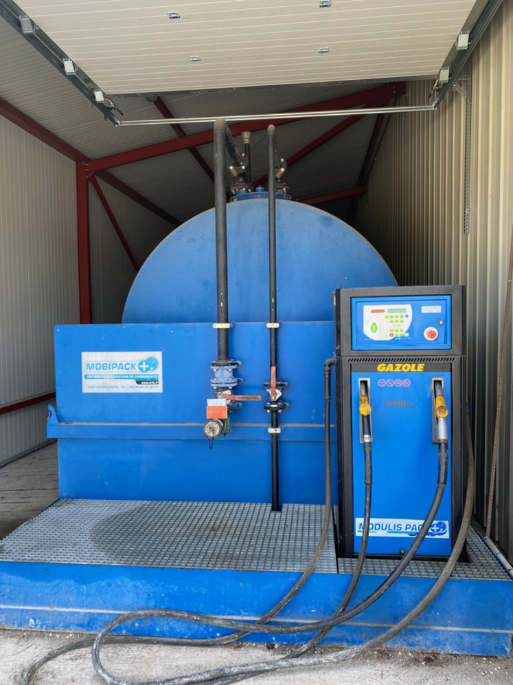 La cuve doit être à l’abri pour ne pas être soumise aux écarts de température qui favorisent la formation de condensation.