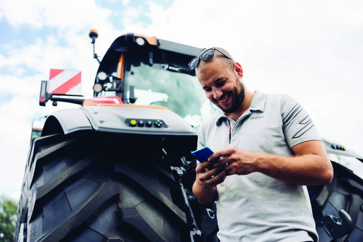 Cet assistant virtuel sera disponible sur la série Q de Valtra. 