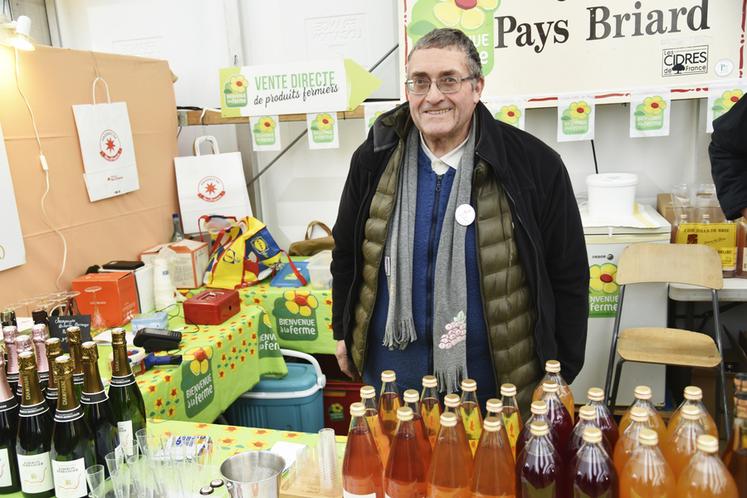 Michel Biberon, de la Ferme de la Bonnerie à Verdelot, est un fidèle exposant de la Foire de Coulommiers. 