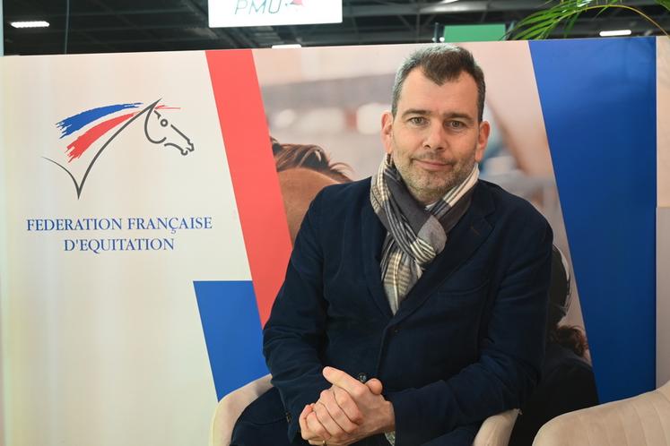 Frédéric Bouix, président de la FFE, était au Salon de l'agriculture du 21 février au 1er mars afin d'échanger avec les acteurs agricoles et publics pour expliquer la Filière Cheval.