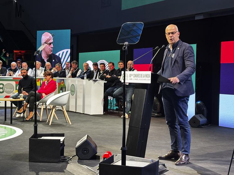 Incisif et déterminé, Arnaud Rousseau a brandi la menace de nouvelles mobilisations si l'État ne réagit pas.