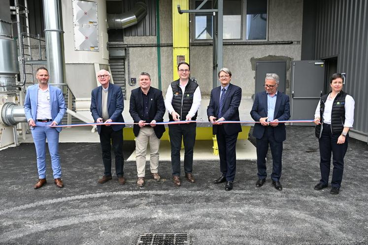 Vendredi 10 avril à Bréval (Yvelines). La coopérative Sevépi a inauguré sa malterie bio, installée dans l'ancien magasin Gamm vert.