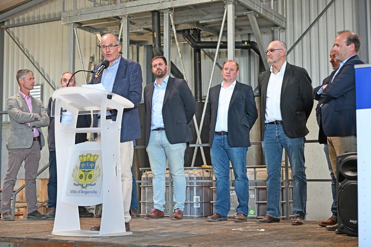 L'ensemble des associés étaient présents pour inaugurer ce projet né en 2019 et concrétisé depuis 2023.