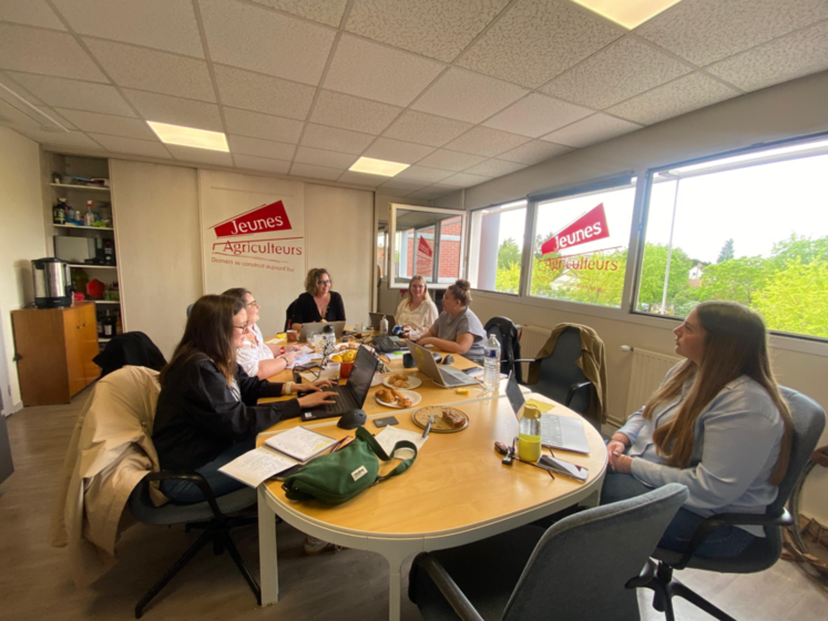 Lundi 4 mai, à Orléans. Les collaboratrices de JA CVL se sont réunies à l’occasion d’une journée de travail du réseau.