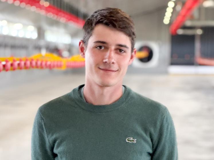 Mathieu Aveline, éleveur de volailles.