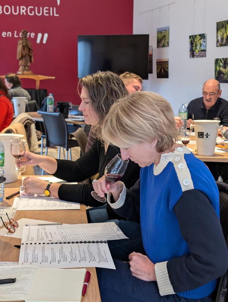 « La dégustation reste une méthode rapide, multisensorielle, intuitive, peu coûteuse et profondément ancrée dans la réalité du vin. L’IA n’a pas vocation à remplacer ni le dégustateur ni le vinificateur, mais à enrichir leur réflexion », affirme Stéphanie Marchand-Marion.