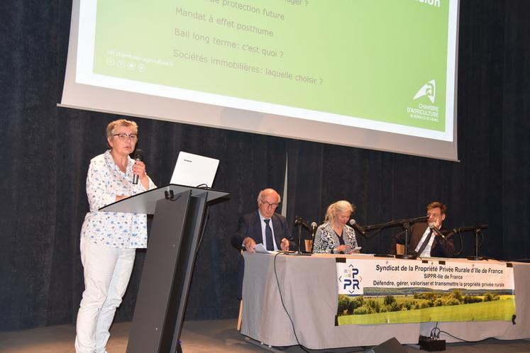 Paris, vendredi 12 juin. A l'issue de la partie statutaire, une conférence débat était axée sur la transmission.