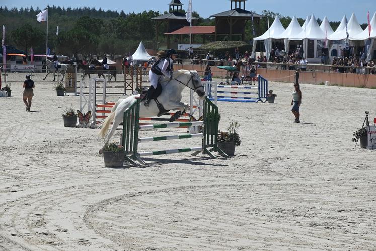 À Lamotte-Beuvron, le Generali Open s'est tenu du 4 au 16 juillet pour la section Poneys et du 18 au 26 juillet pour les Clubs. Plus de 15 000 cavaliers ont arpenté le Parc équestre fédéral pendant près d'un mois. 