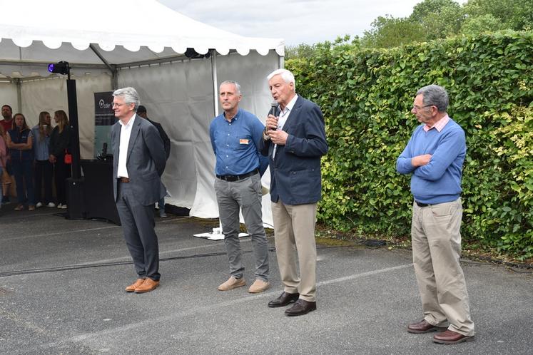 Saint-Brice (Seine-et-Marne), jeudi 11 juin. La présence du CDER à Provins a été retracée au cours d'une soirée conviviale. 