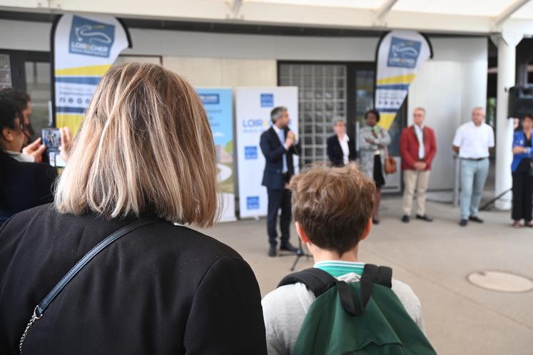Gaspard a assisté à sa première rentrée dans la peau d'un collégien, heureux impatient de commencer cette nouvelle année scolaire. 