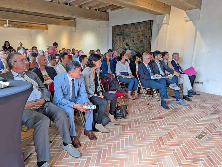 La Région Centre-Val de Loire engage une nouvelle démarche d'animation et de concertation sur l’eau, destinée à renforcer le dialogue entre les acteurs du territoire.