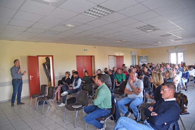 La Chapelle-Saint-Sulpice, jeudi 17 septembre. « La FDSEA 77 est un syndicat réactif du terrain au national », a rappelé le secrétaire général, Pascal Verrièle.