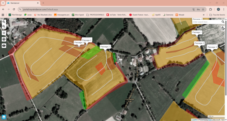 Grace au GPS RTK de leur tracteur, les associés ont délimité avec précision les parcelles à irriguer ainsi que les trajets des enrouleurs. Depuis la plateforme web Raindancer, ils ont aussi indiqué toutes les zones à ne pas arroser.