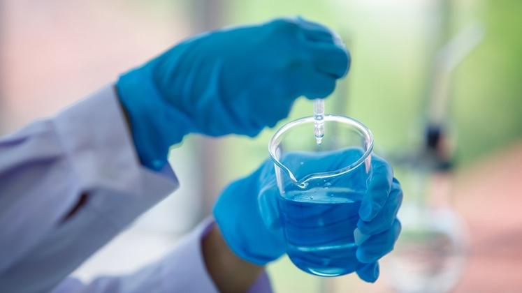 Des analyses permettent d’évaluer l’aptitude de l’eau à l’irrigation et d’adapter son utilisation aux besoins des cultures et aux caractéristiques des sols.