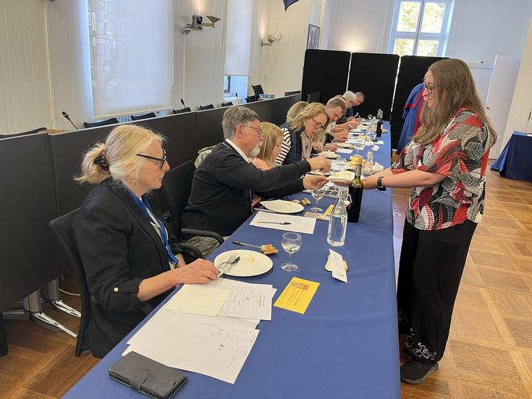 Le jury du 34e concours du brie de Melun.