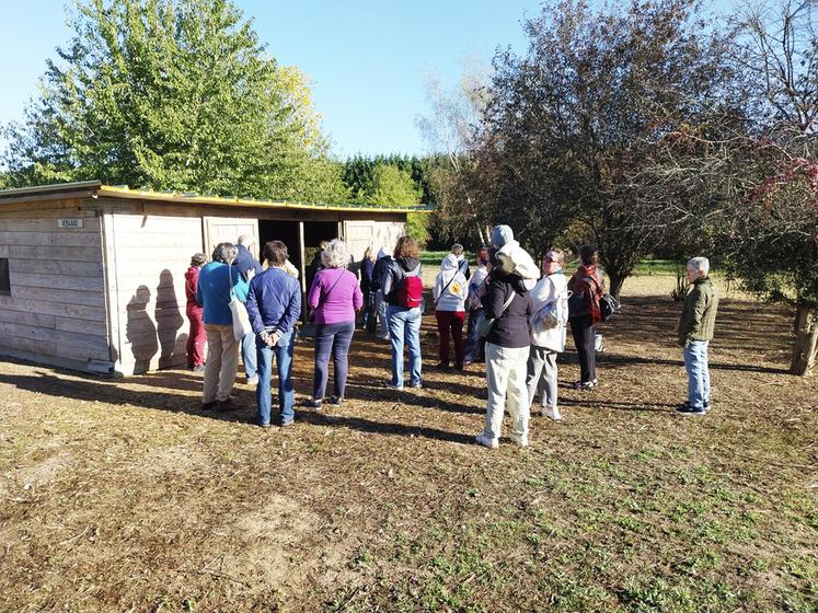 Seule exploitation du Val de Marne à ouvrir ses portes, la Ferme bio du Plateau briard proposait de découvrir ses productions avicoles.