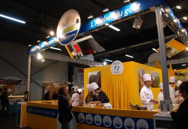 Les élèves de l’Université François Rabelais ont cuisiné pour les visiteurs.