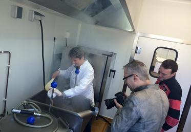 Langon, le 9 avril. Magali Masson, éleveuse de Limousines, a cuisiné pour le webdoc d’Horizons une carbonade de bœuf façon Loir-et-Cher.