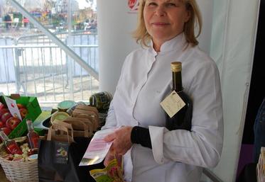 Avec trois de ses collègues et des élèves d’un lycée agricole, elle a réalisé un banquet pour cinq cents personnes 100 % français dans le cadre de la nouvelle émission télévisée de M6.