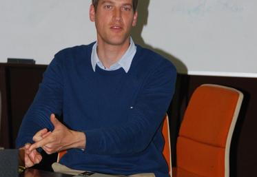 Le Mée-sur-Seine (Seine-et-Marne), mardi 2 juin. Le président de la FRCuma, Vincent Boddaert, souhaite accroître la présence de la Fédération lors des assemblées générales des Cuma.