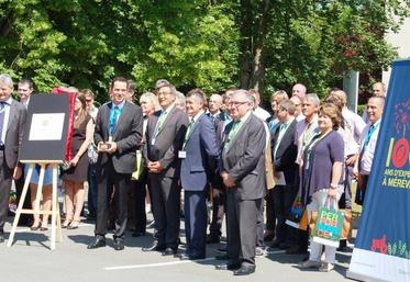 Méréville (Essonne), le 5 juin. Le site Bayer a fêté ses cent ans en présence d’élus locaux et de clients.