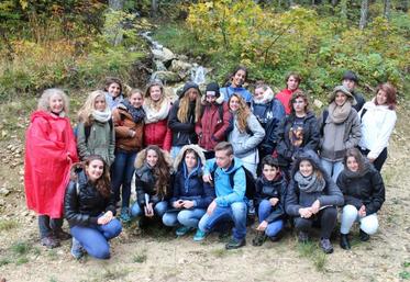 Le 9 octobre, à Fort-du-Plasnes (Haut-Jura). Les élèves de première STAV du lycée Sully  de Magnanville (Yvelines) ont découvert le territoire jurassien et ses spécificités agricoles.