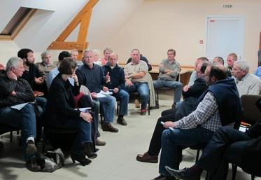 Magnanville (Yvelines), le 18 octobre. Des réunions agricoles ont eu lieu dans le cadre des Assises de la ruralité.
