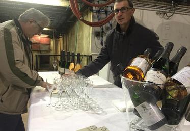 Le 30 avril, à Mont-prés-Chambord. La cave coopérative organisait des portes ouvertes pour ses clients.