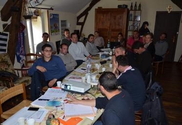 Sonchamp (Yvelines), le 12 mai. Les Jeunes agriculteurs d’Ile-de-France ont passé une journée de séminaire pour définir les priorités du mandat.  
