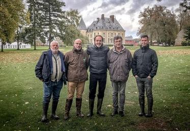 Le maître des lieux, Hervé Taieb (au milieu) s’est entouré des meilleurs de la discipline (chef de piste, designer, constructeur) pour donner vie à l’événement.