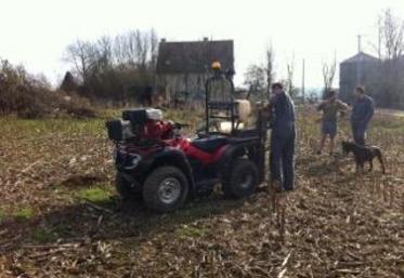 Les échantillonnages sont réalisés à l’aide d’un quad équipé pour les prélèvements.