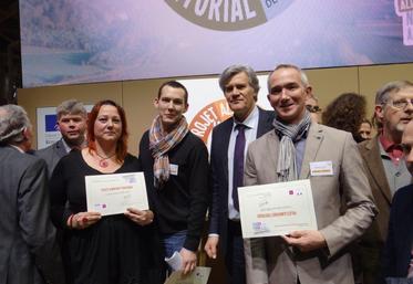 Au cours du Salon de l’agriculture, le ministre Stéphane Le Foll a désigné les lauréats du dispositif des Projets alimentaires territoriaux. Le projet francilien, porté par Terre et cité et soutenu par la chambre d’Agriculture, figure parmi eux. 