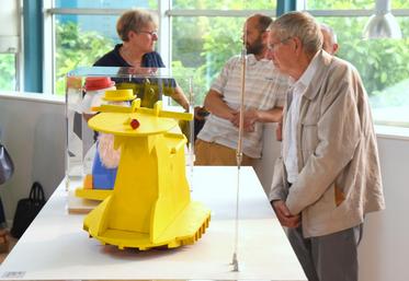 Le 29 juin, à Chartres. L’exposition du Compa sur le travail de Claude Imhof révèle qu’il n’y a pas d’âge pour s’intéresser aux jeux.