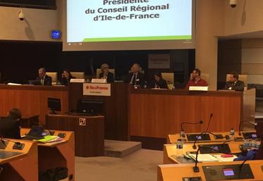 À Paris, le 5 avril. La chambre d’Agriculture de région Île-de-France a tenu sa première session ordinaire dans l’hémicycle du conseil régional.