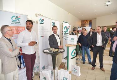 Le hall des partenaires, un lieu d’échanges.